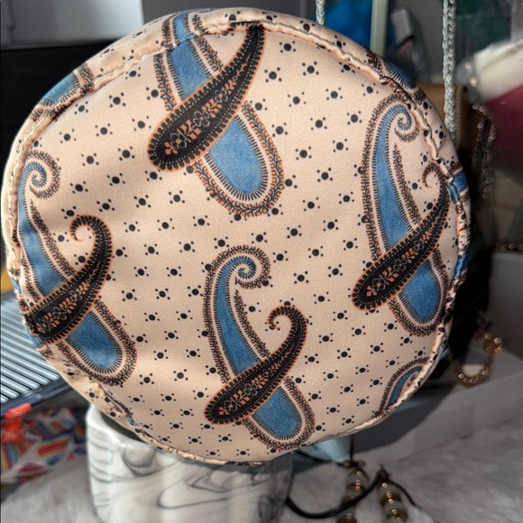 ETRO Milano Paisley Drawstring Clutch with Brown Leather Accents - Picture 3 of 16